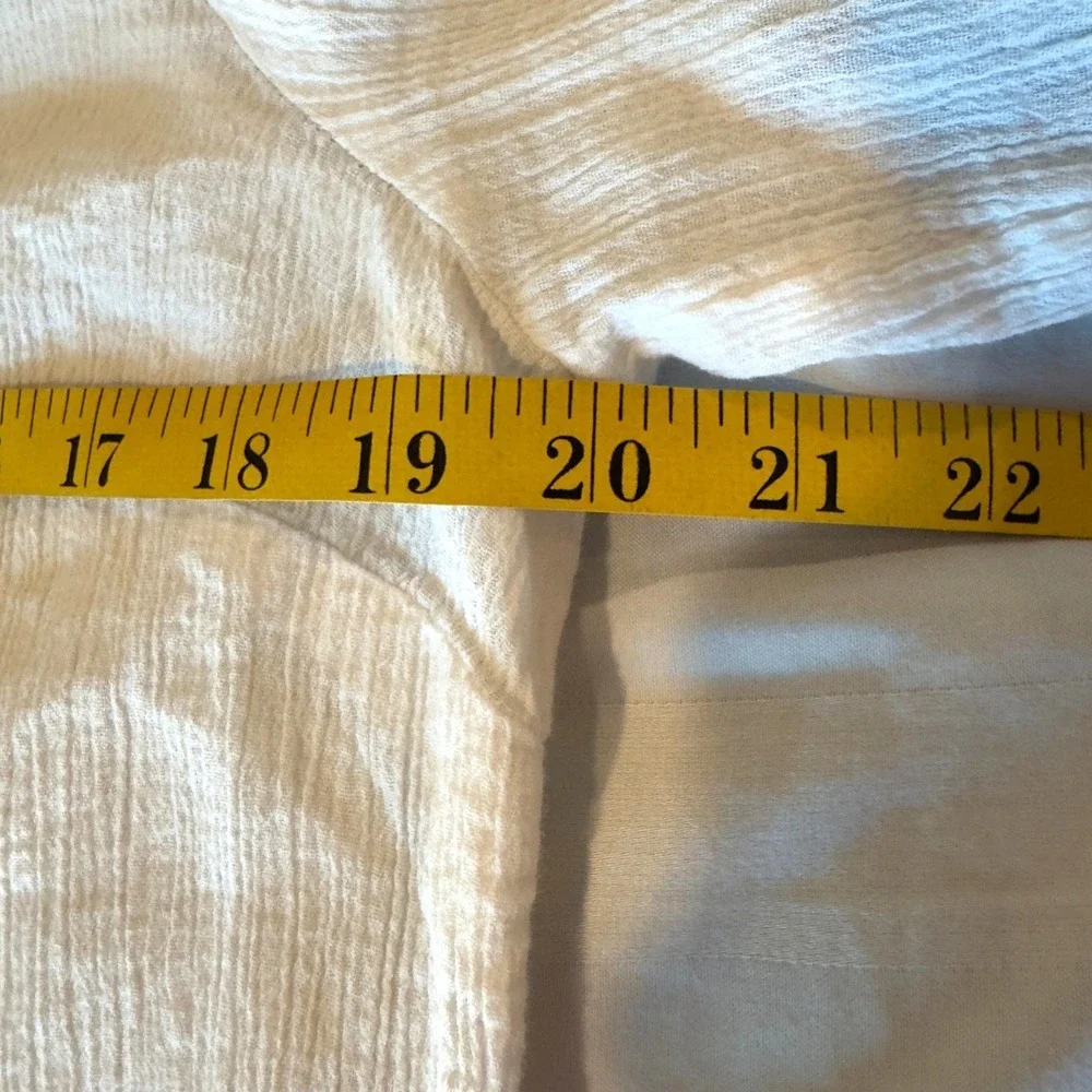 Talbots Gauze Cotton Embroidered Blouse White Blue Boho Peasant Cottagecore PM - Picture 7 of 8